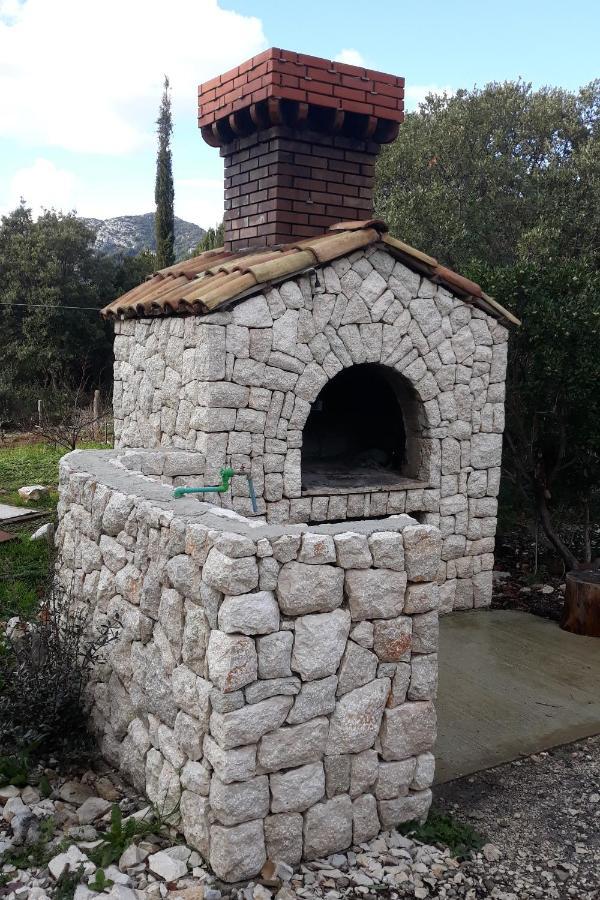 Apartments By The Sea Cove Blaca, Mljet - 4899 萨普伦纳拉 外观 照片