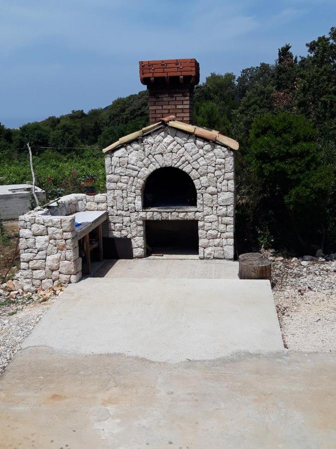 Apartments By The Sea Cove Blaca, Mljet - 4899 萨普伦纳拉 外观 照片