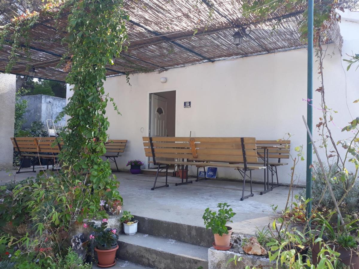 Apartments By The Sea Cove Blaca, Mljet - 4899 萨普伦纳拉 外观 照片