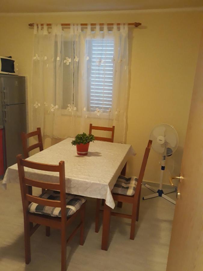 Apartments By The Sea Cove Blaca, Mljet - 4899 萨普伦纳拉 外观 照片