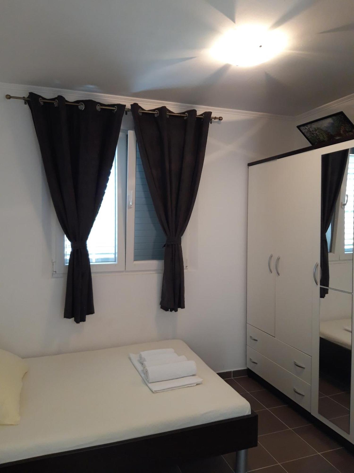 Apartments By The Sea Cove Blaca, Mljet - 4899 萨普伦纳拉 客房 照片