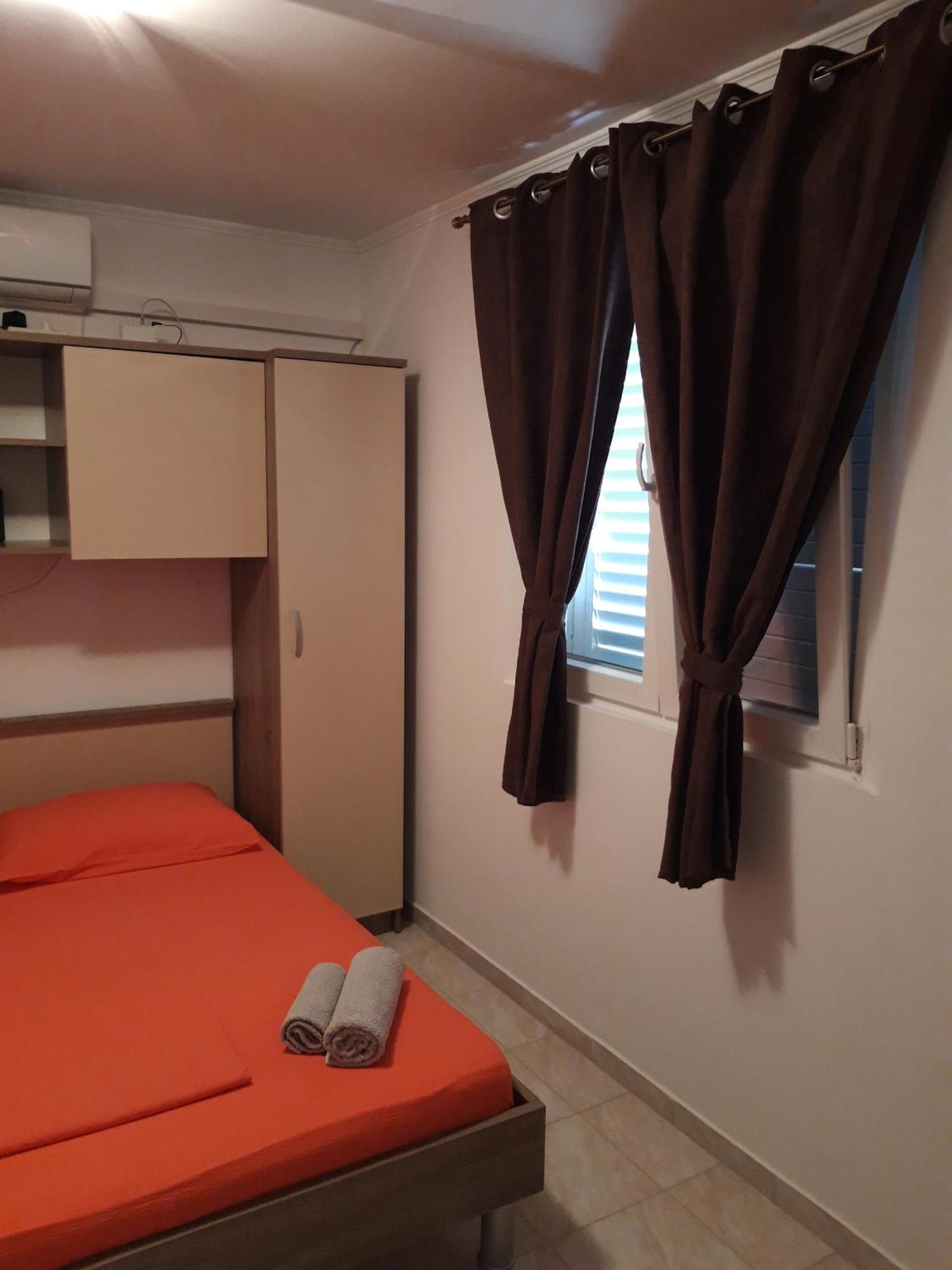 Apartments By The Sea Cove Blaca, Mljet - 4899 萨普伦纳拉 客房 照片